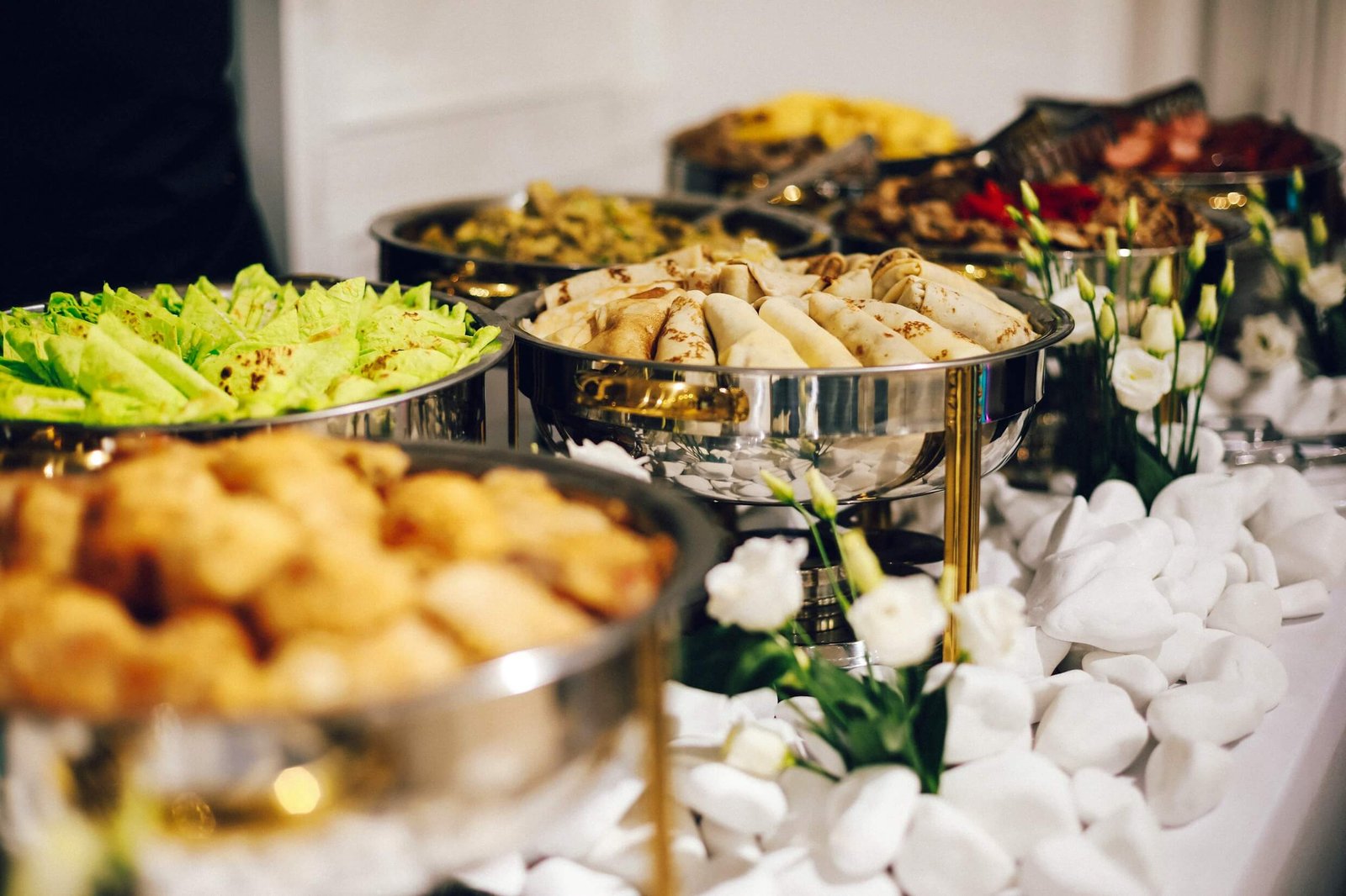 banquet-table-with-food-varieties